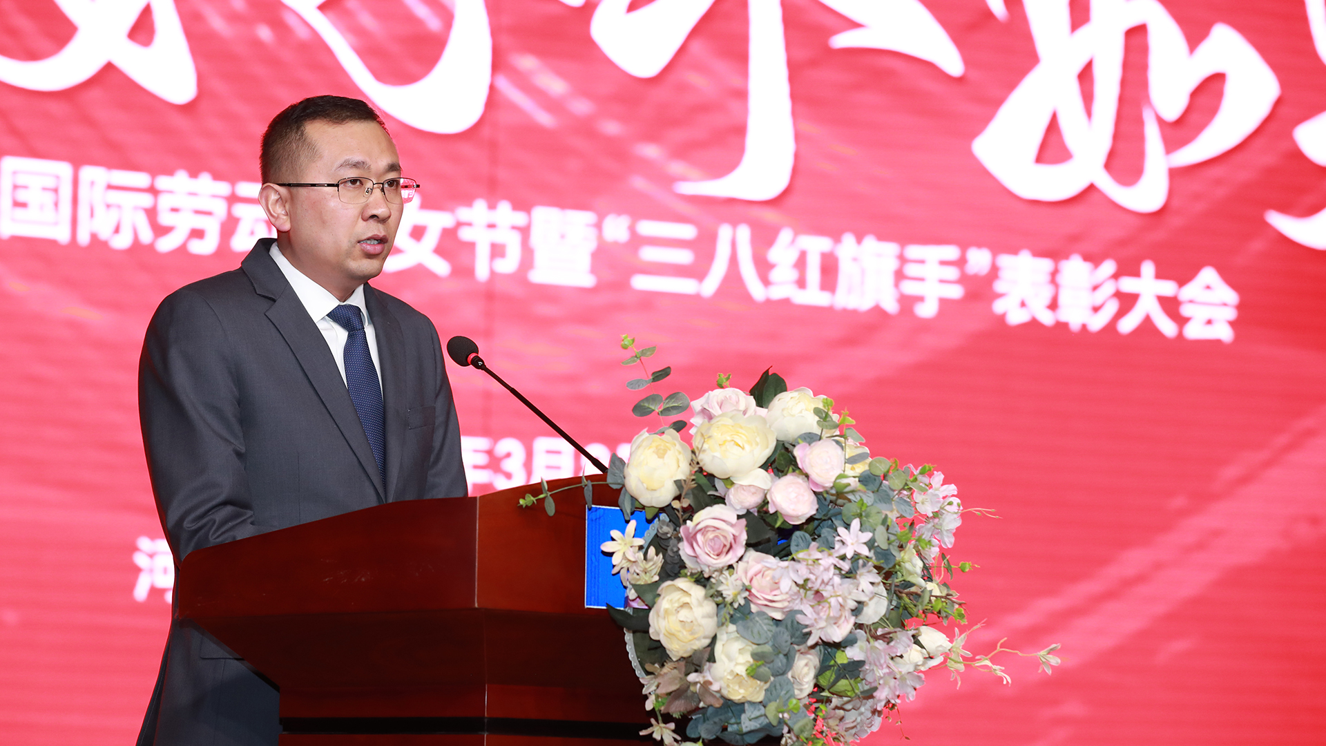 合肥河矿起重机